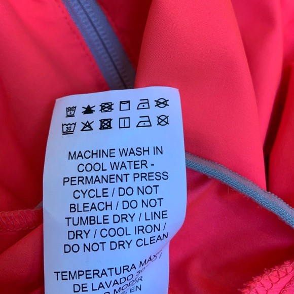 Puma hot pink windbreaker - Picture 5 of 6